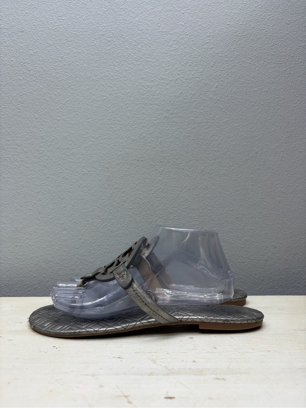Tory Burch Metallic Silver Miller Thong Sandals Size 10